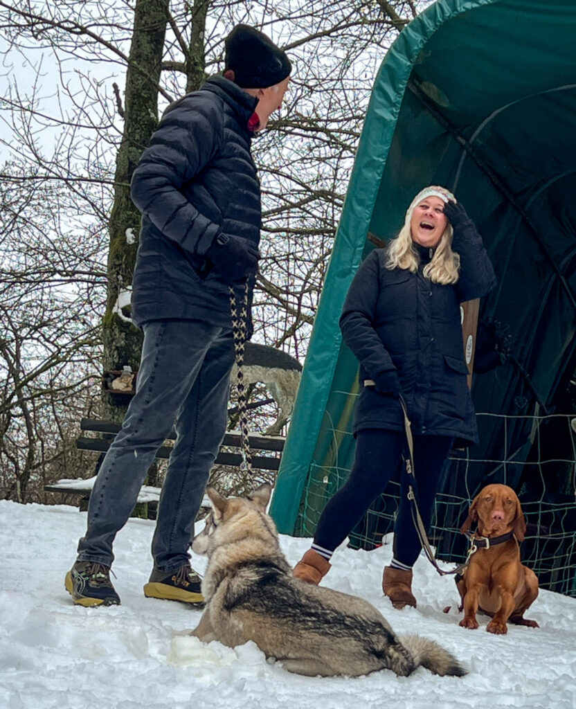 Mensch-Hund-Team bei der Ausbildung zum Schulhund